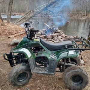 Meet your Posher, Ethan